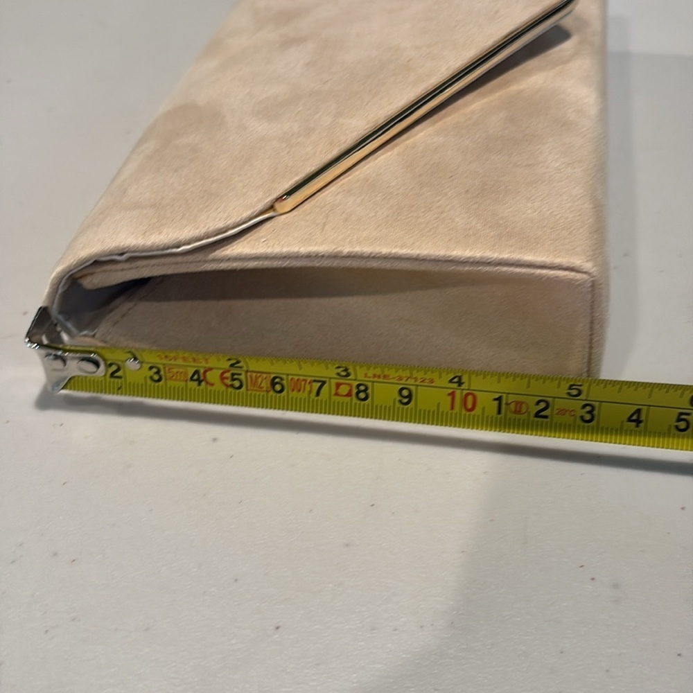 Charming Tailor - faux suede Cream Clutch bag / crossbody bag. Purse. NWT - Picture 13 of 13